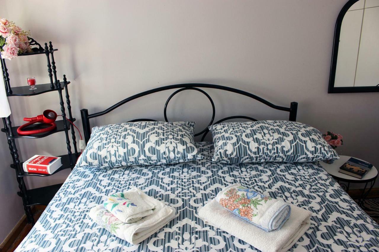 Meteora Mansion - Traditional Apt 3Bd - Rocks View カランバカ エクステリア 写真